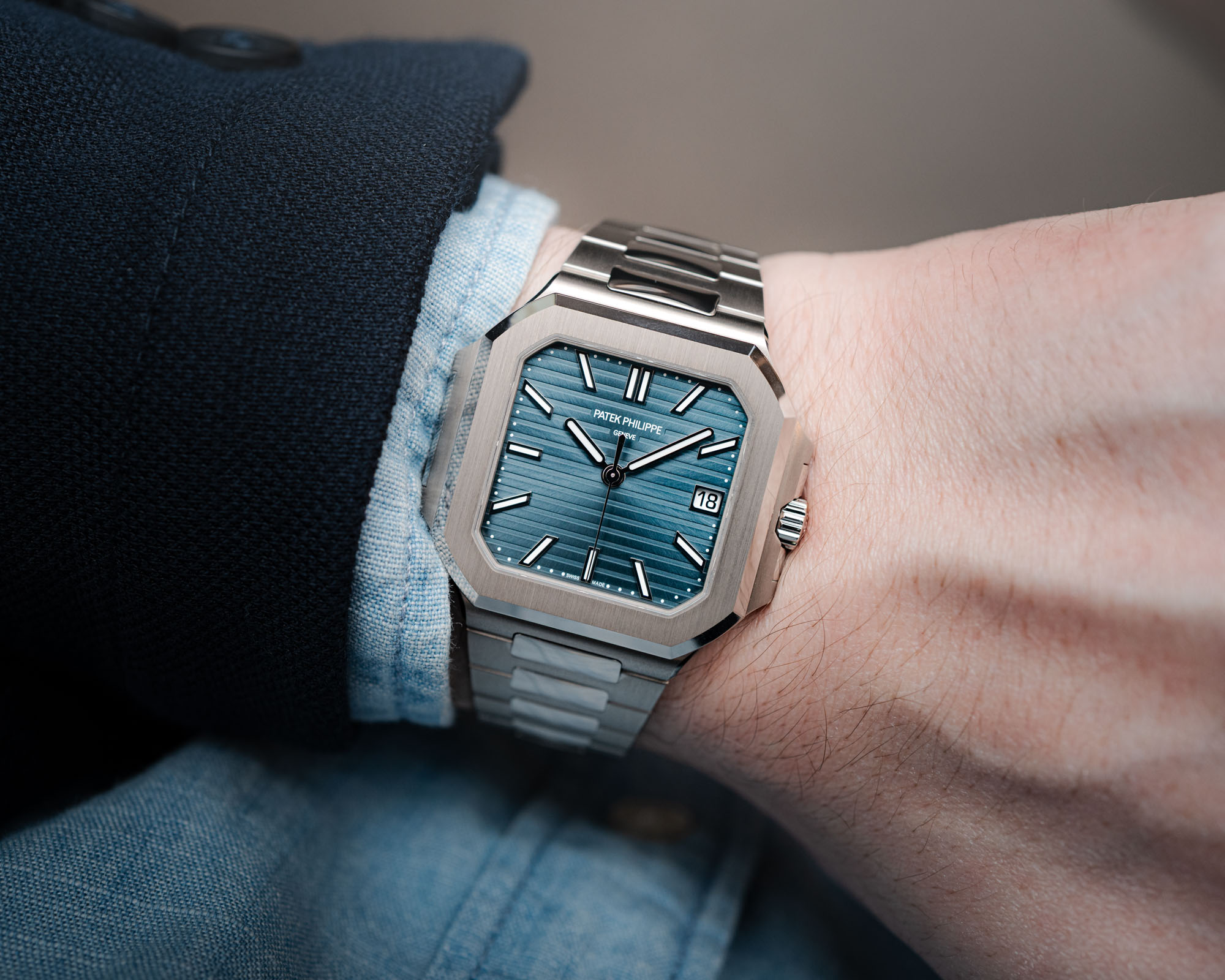 Patek Philippe Cubitus 7128 40mm Replica: Design, Craftsmanship, and Buyer Considerations